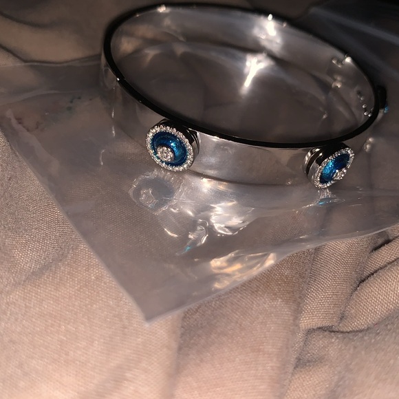 Lorraine Schwartz style evil eye bangle. - Picture 4 of 5